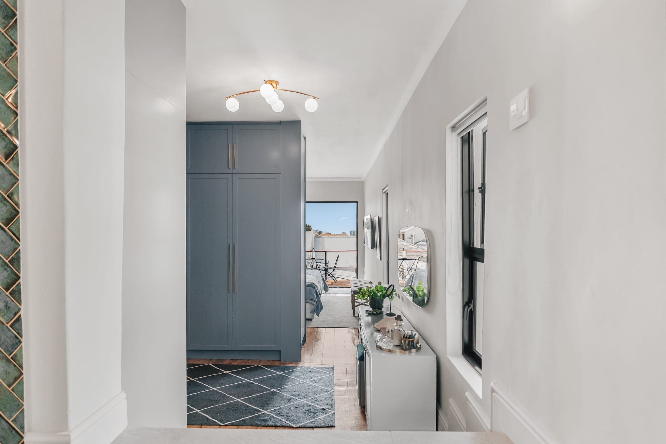 Gardens Master Bathroom and Bedroom - Image 6