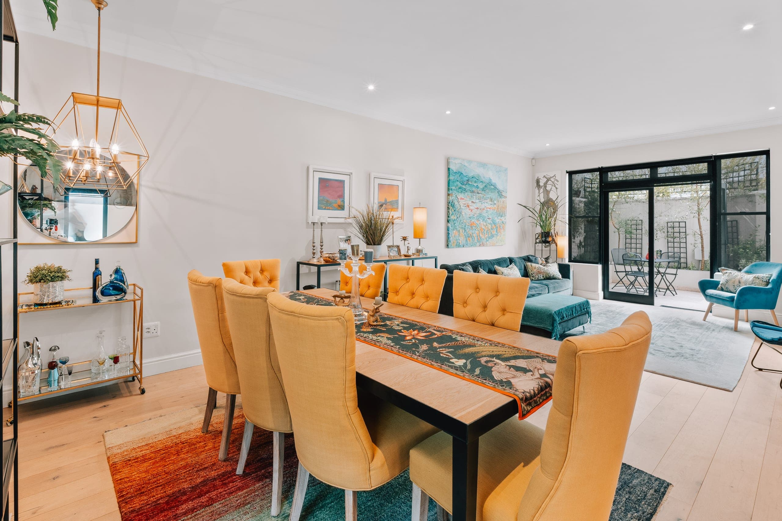 Vibrant Kenilworth Apartment - Image 7