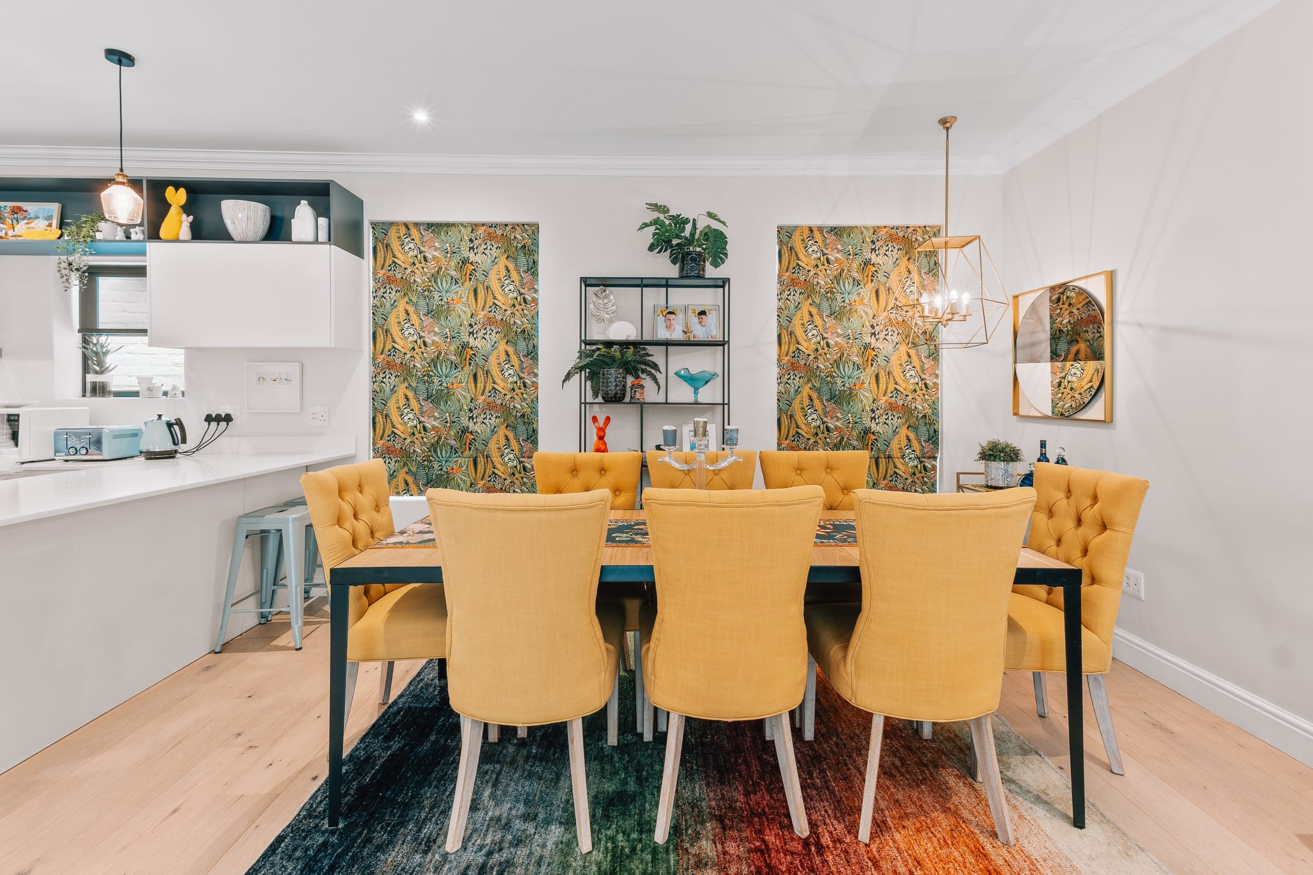 Vibrant Kenilworth Apartment - Image 8