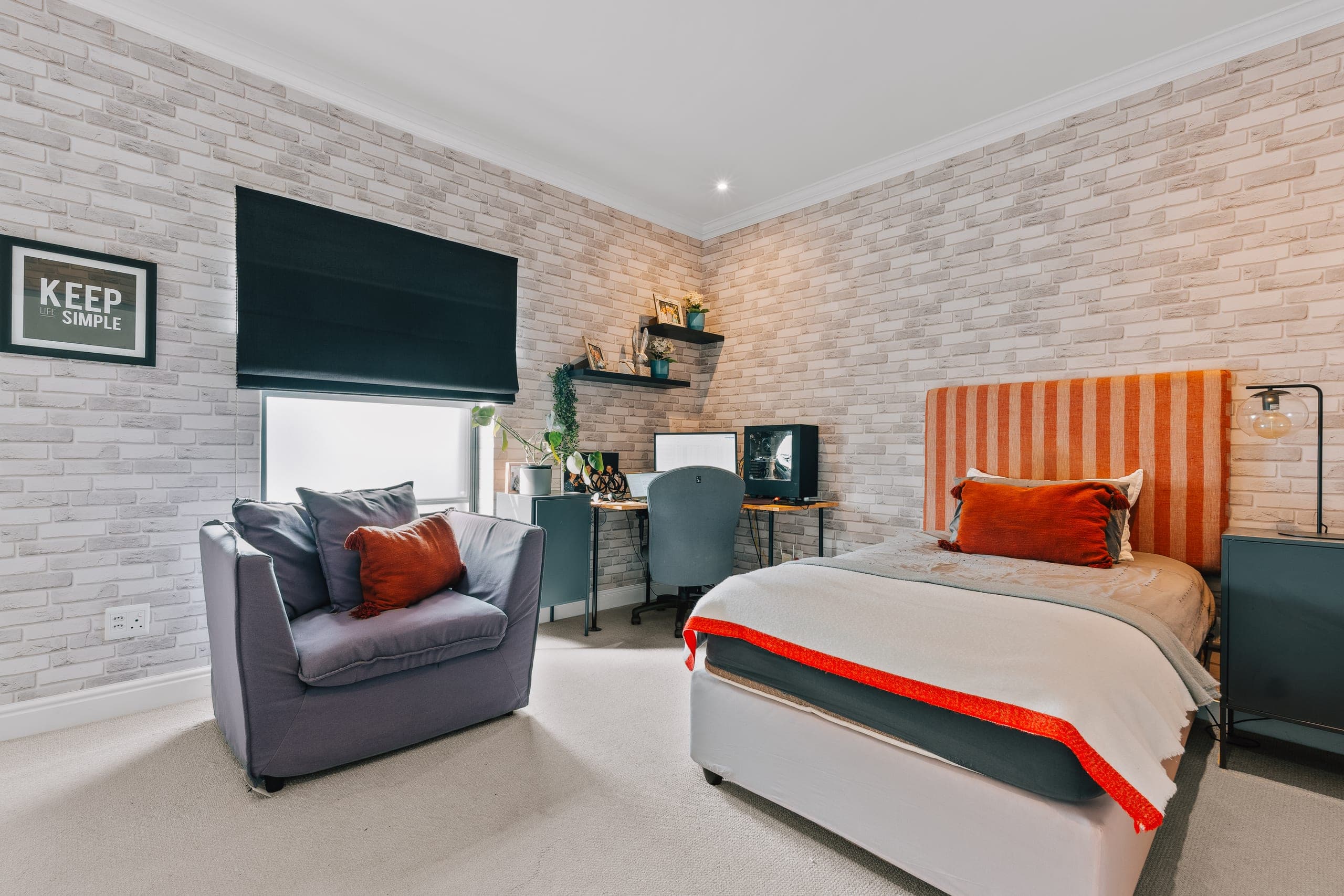 Vibrant Kenilworth Apartment - Image 18