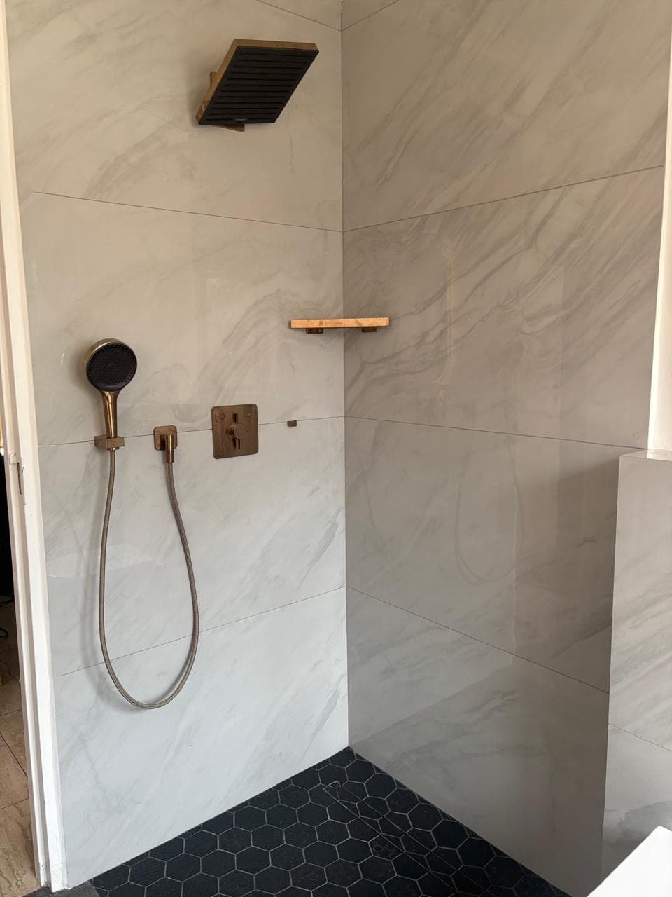 Kirstenhof Bathroom - Image 2